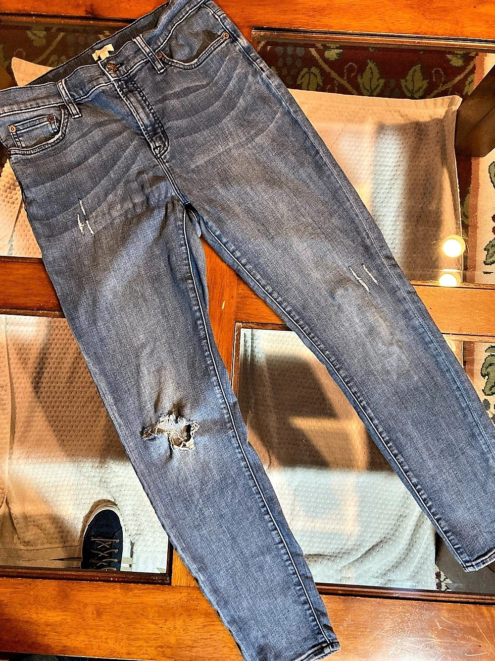 J.Crew Drizzt Yardstick Distressed Skinny Jeans Blue Waist 30